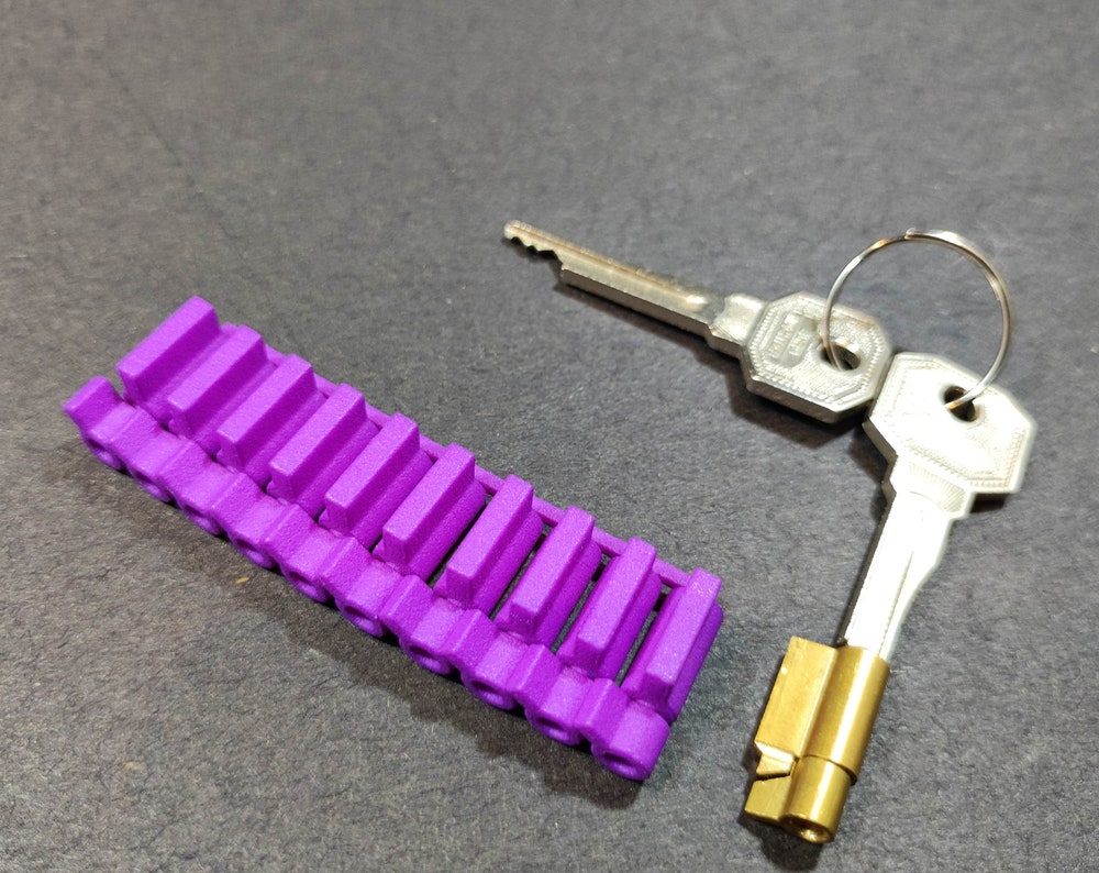 Forever lock 10 Pieces