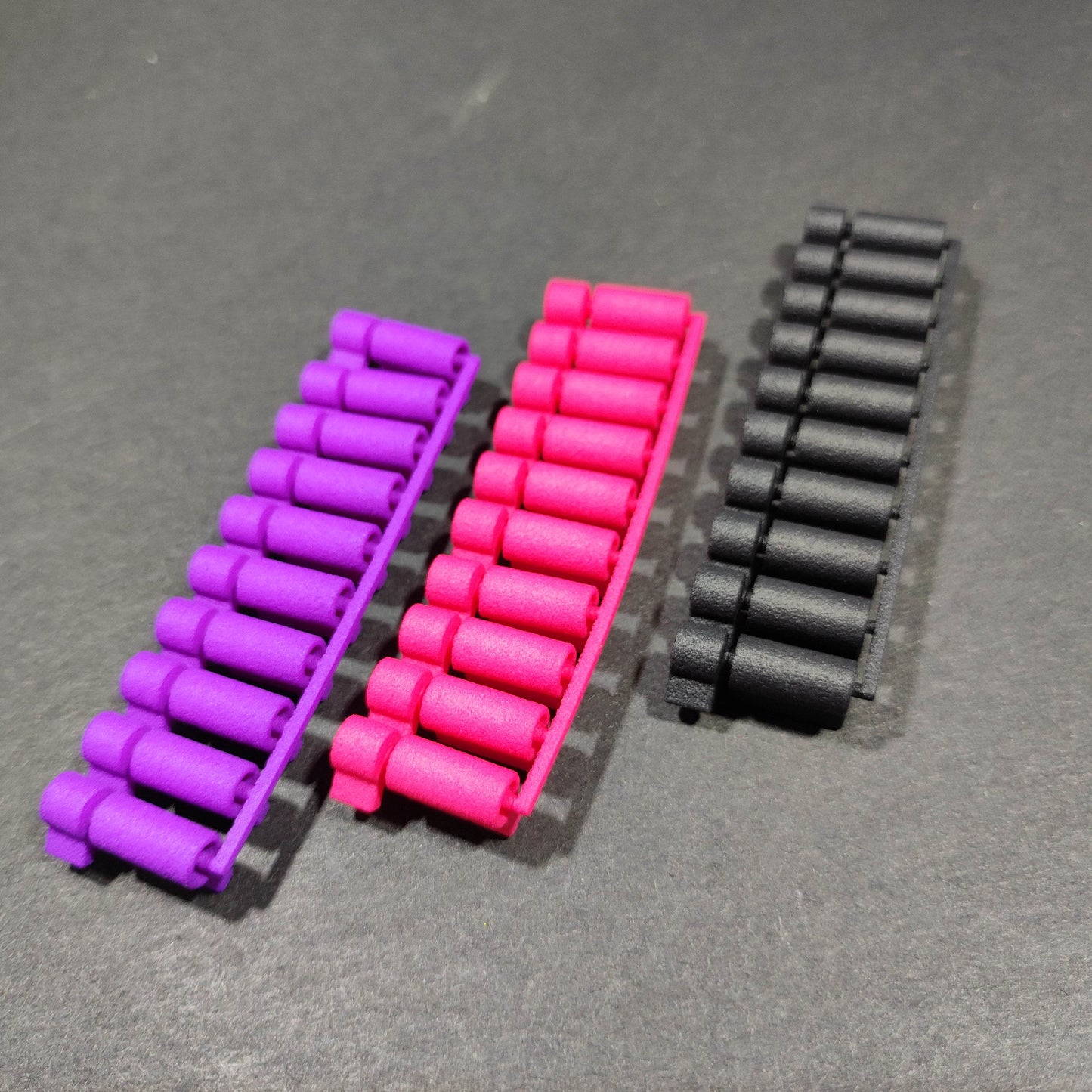 Forever lock 10  Pieces ( only in Pink, Purple and black processed available )